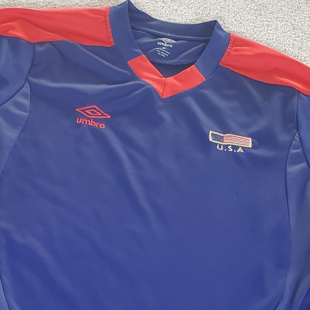 Umbro‎ USA Men's Soccer Jersey Size M Blue Embroidery
